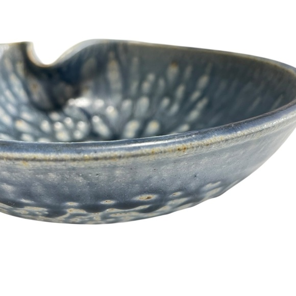 The Mountain Pottery Blue speckled Stonewqre bowl. 7.25W x 3”H - Picture 11 of 13